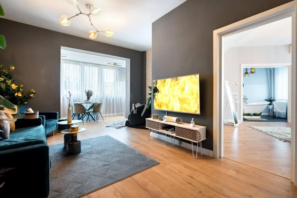 Intercontinental Apart - Massage Terrace Fireplace Букурещ Екстериор снимка