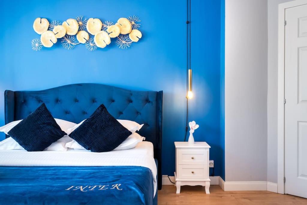 Intercontinental Apart - Massage Terrace Fireplace Букурещ Екстериор снимка