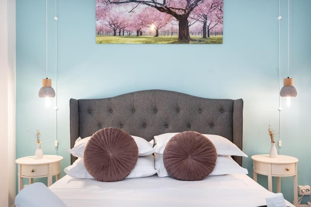 Intercontinental Apart - Massage Terrace Fireplace Букурещ Екстериор снимка